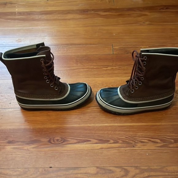 Sorrel womens waterproof boots - Picture 2 of 4